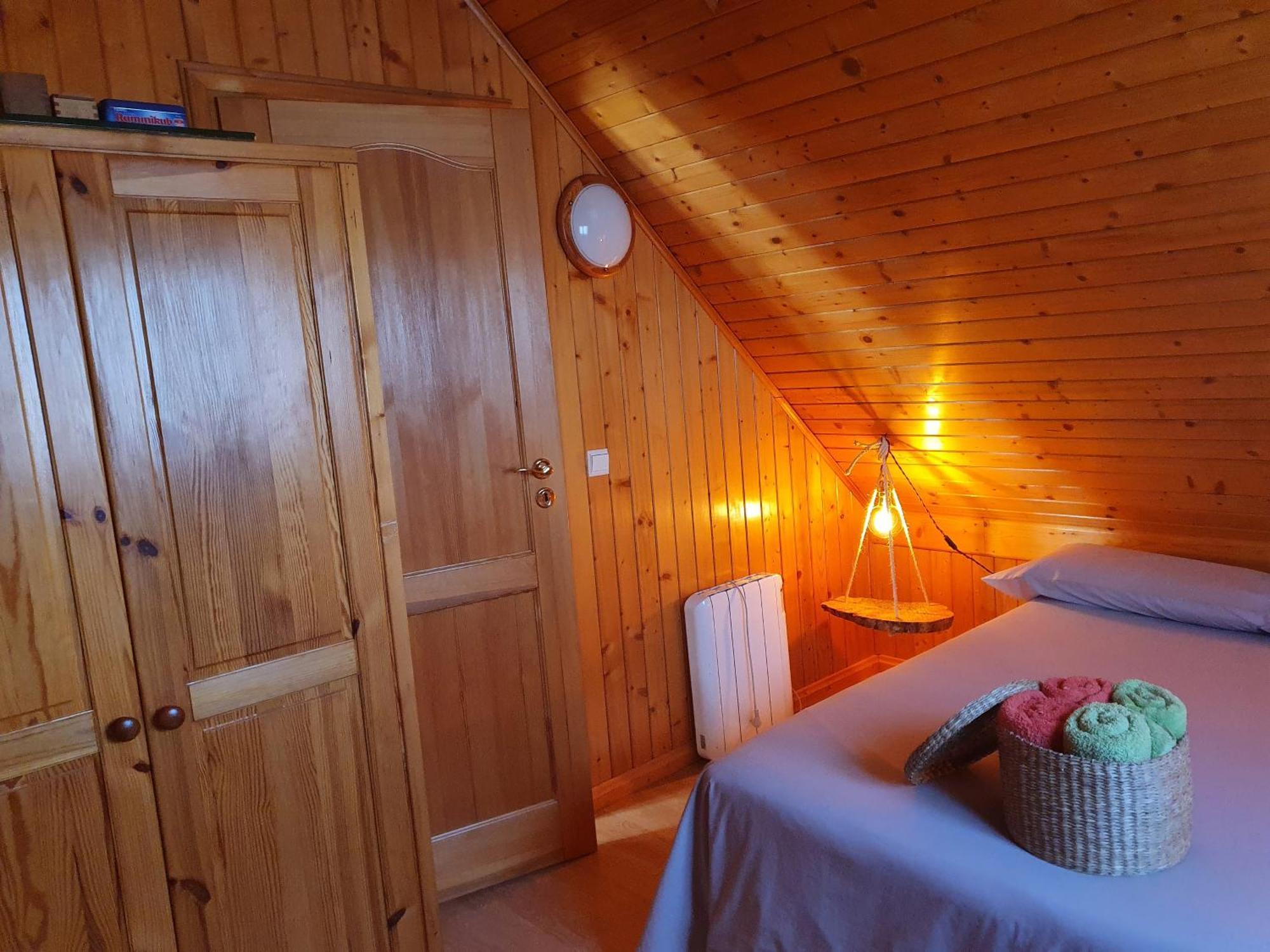 Cabana De Madera Especial Y Acogedora Cardenete エクステリア 写真